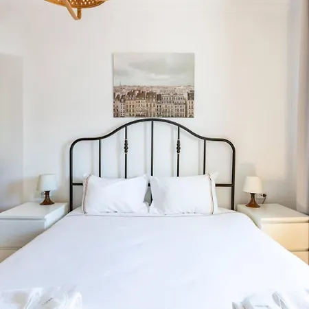 Bright Gorgeous Airy 4bd2bath Pad! #348 Estambul