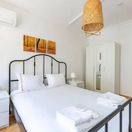 Bright Gorgeous Airy 4bd2bath Pad! #348 Apartamento
