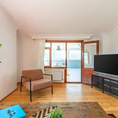 Bright Gorgeous Airy 4bd2bath Pad! #348 Apartamento