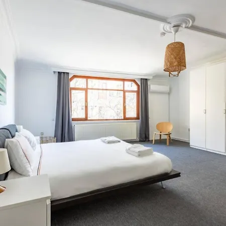 Bright Gorgeous Airy 4Bd2Bath Central Pad! #348 * Istanbul