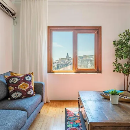 Bright Gorgeous Airy 4bd2bath Pad! #348 Apartamento Estambul